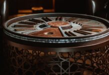 Perla by Miraath: Art and Function